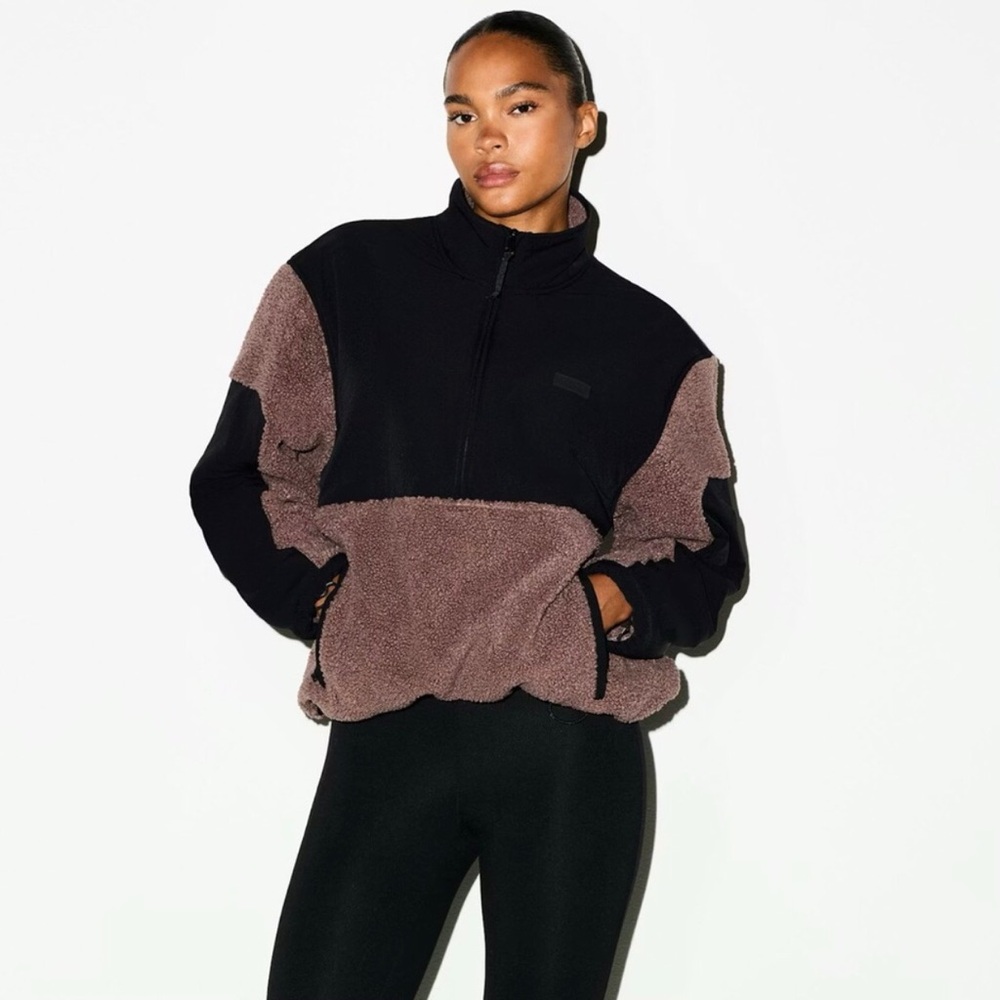 SKIMS Teddy Oversized Half Zip Up Pullover